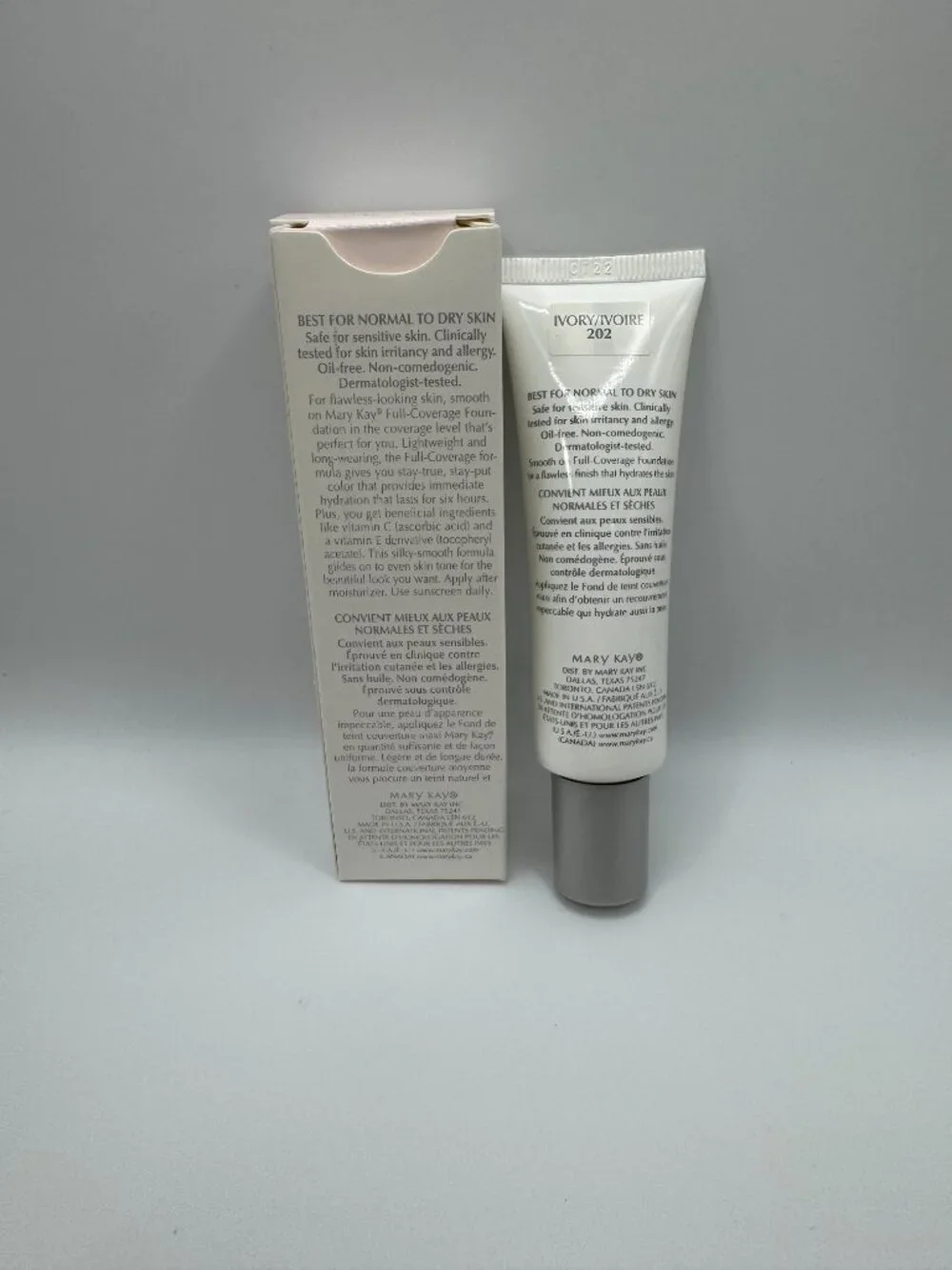 Mary Kay Full Coverage Liquid Foundation Ivory 202 368500